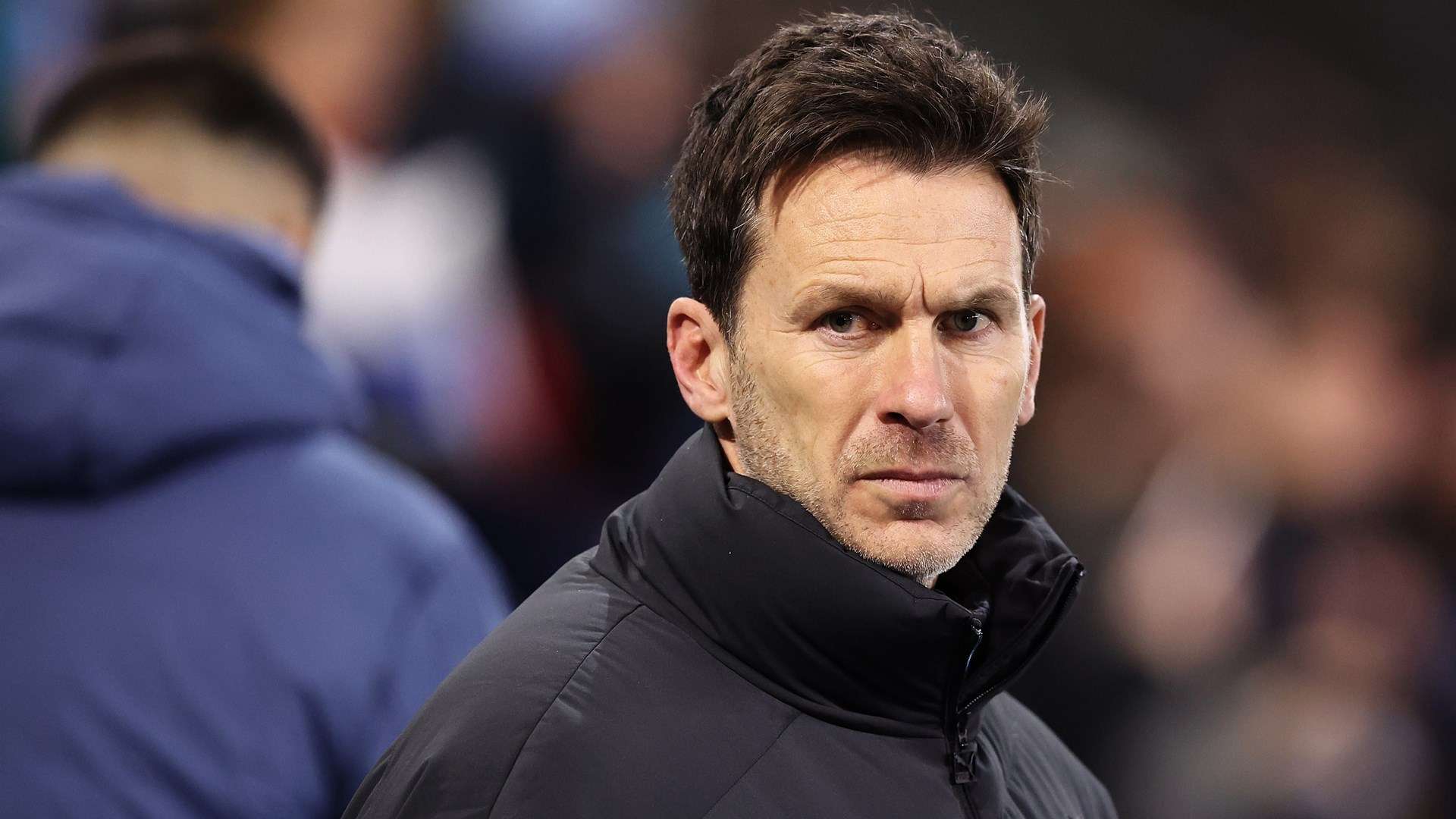 成为了B席 成为了B席